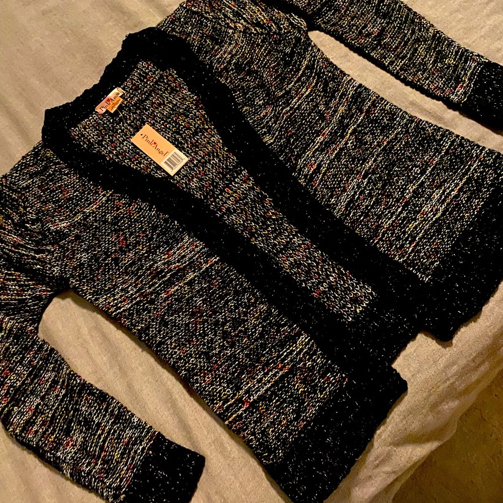 SOFT, striped, VERSATILE, Cardigan. Size XL, Girls, Size 16. Pretty in pictures
